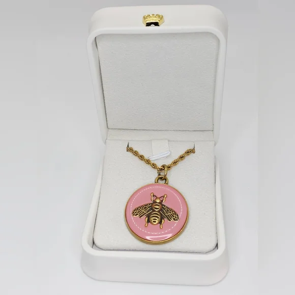 Gucci Pink Bee Medallion Pendant Necklace. On ATOLEA 18KT gold Plated Chain. - Picture 3 of 7